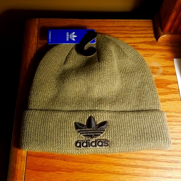 ADIDAS WINTER HAT